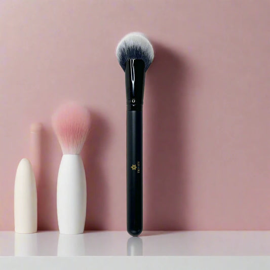 Cheek Fan Brush.png