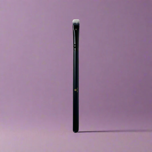 Packing Eye Brush.png